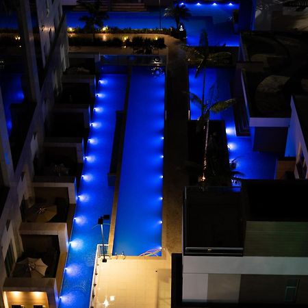 巴西利亚尊玉蓝树酒店 Candangolandia 外观 照片 The pool at the W Hotel in Miami Beach
