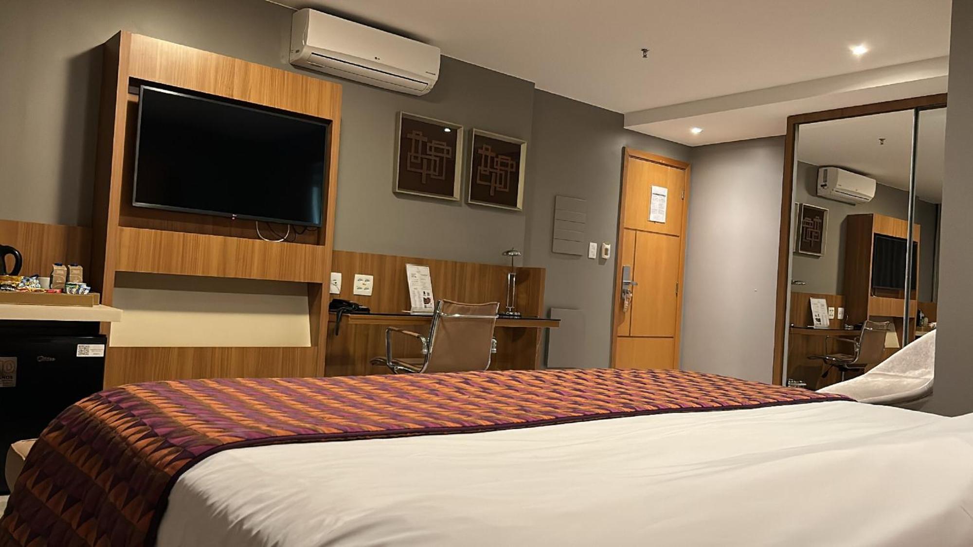巴西利亚尊玉蓝树酒店 Candangolandia 外观 照片 A room at the hotel